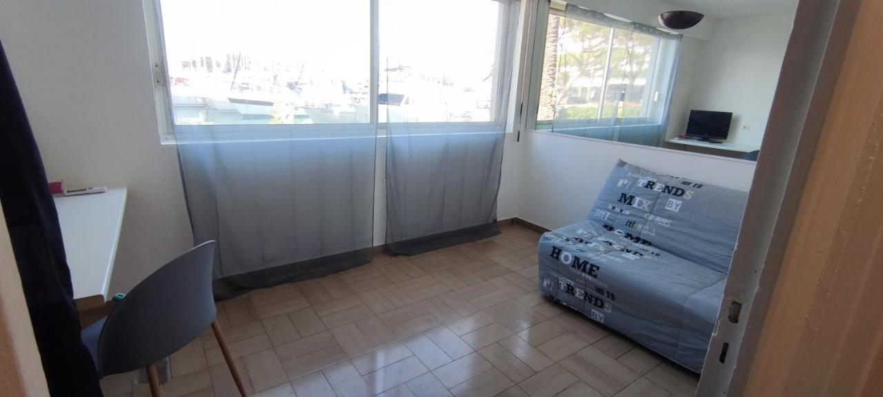 Studio Meublé Marina Villeneuve-Loubet 06 Exterior foto